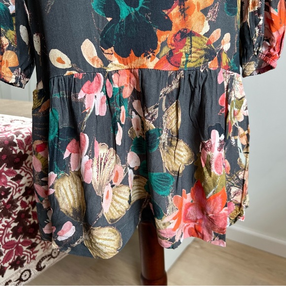 Anthropologie Meadow Rue 🌾 Colorful Flower Print Pleated Keyhole Back Tunic Top - Picture 7 of 16